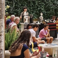 Pause conviviale : un café au musée