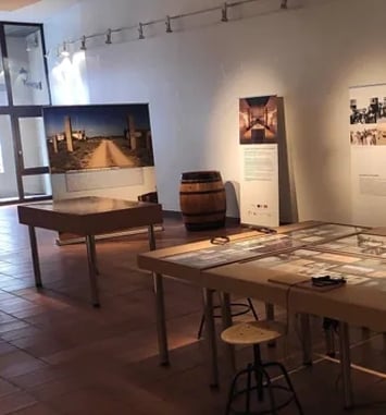 Échange autour de l'exposition "Mémorial Itinérant, Mémorial de Rivesaltes"