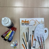 Atelier familial "Initiation à la peinture inspirée du Maître de Cabestany" par Pauline Trougnou