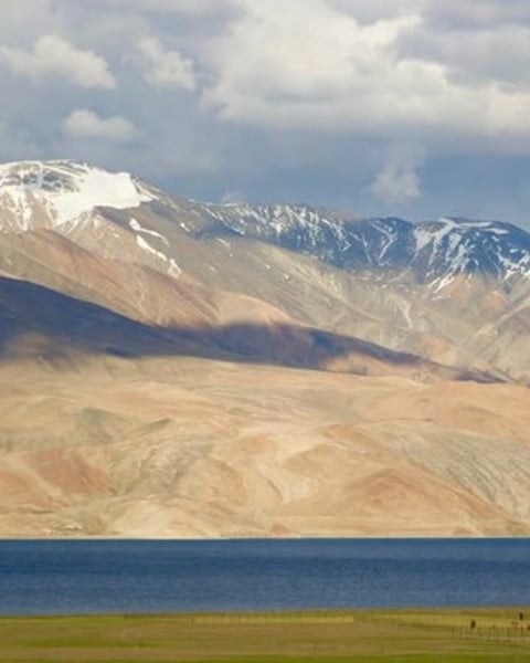 Romain Simenel, Vivre parmi les nuages, l'Himalaya